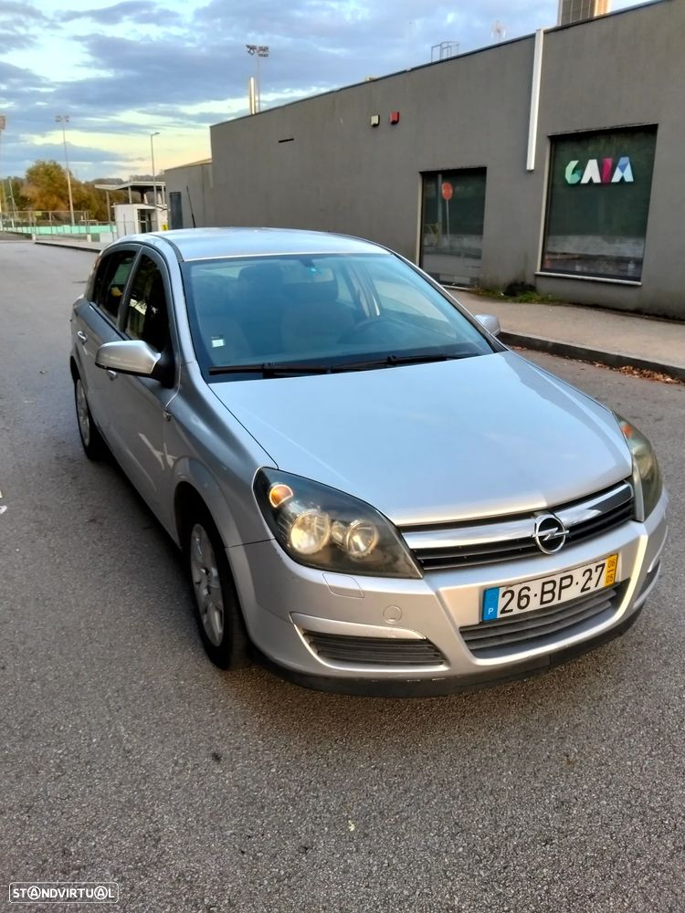 Opel Astra 1.3 CDTi Cosmo - 2