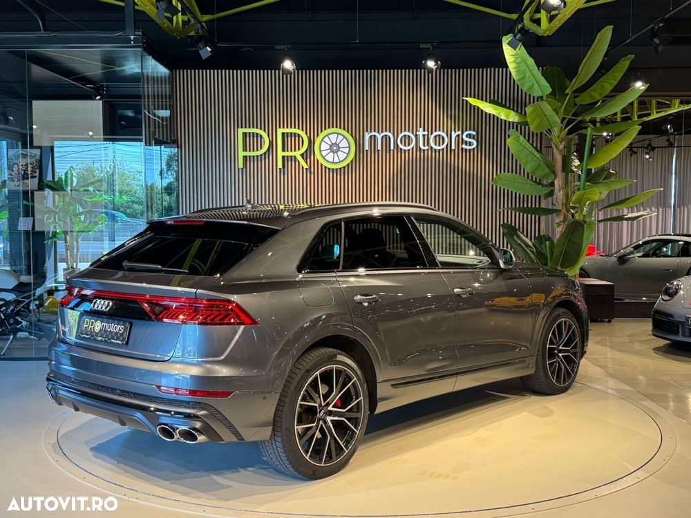 Audi SQ8 - 13