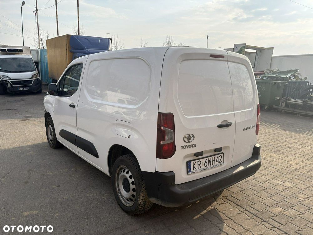 Toyota Proace City - 4