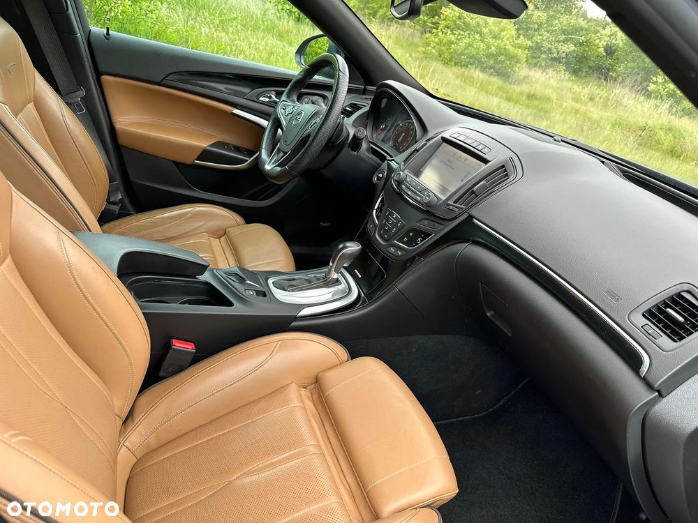 Opel Insignia - 10