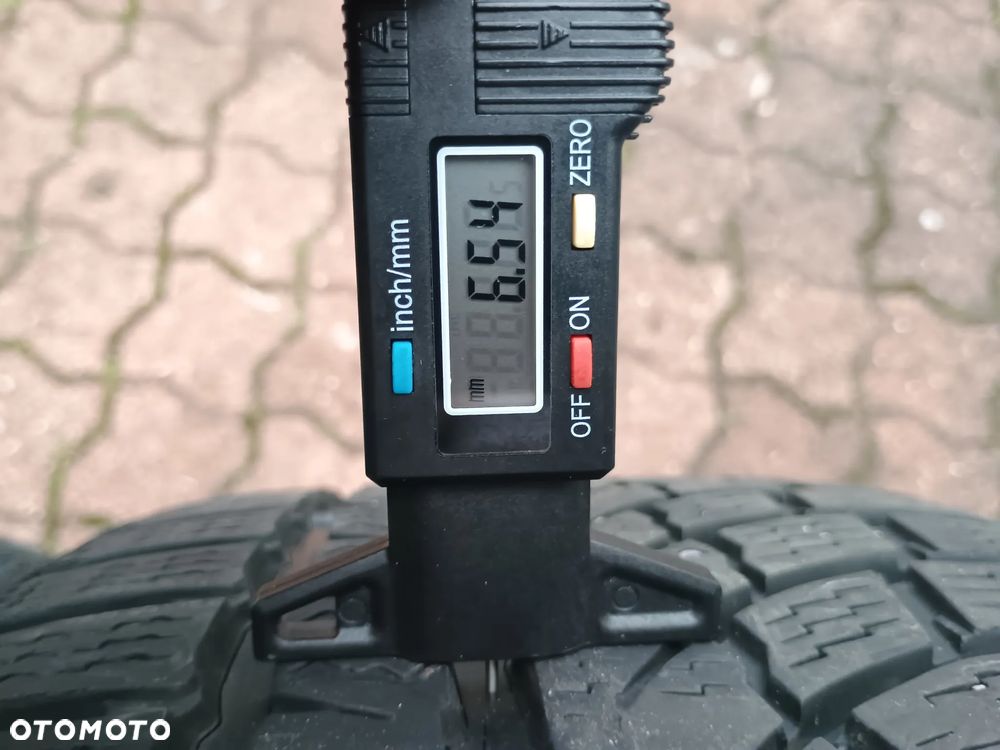 Alufelgi Ford S-Max 235/55/17 zima - 18