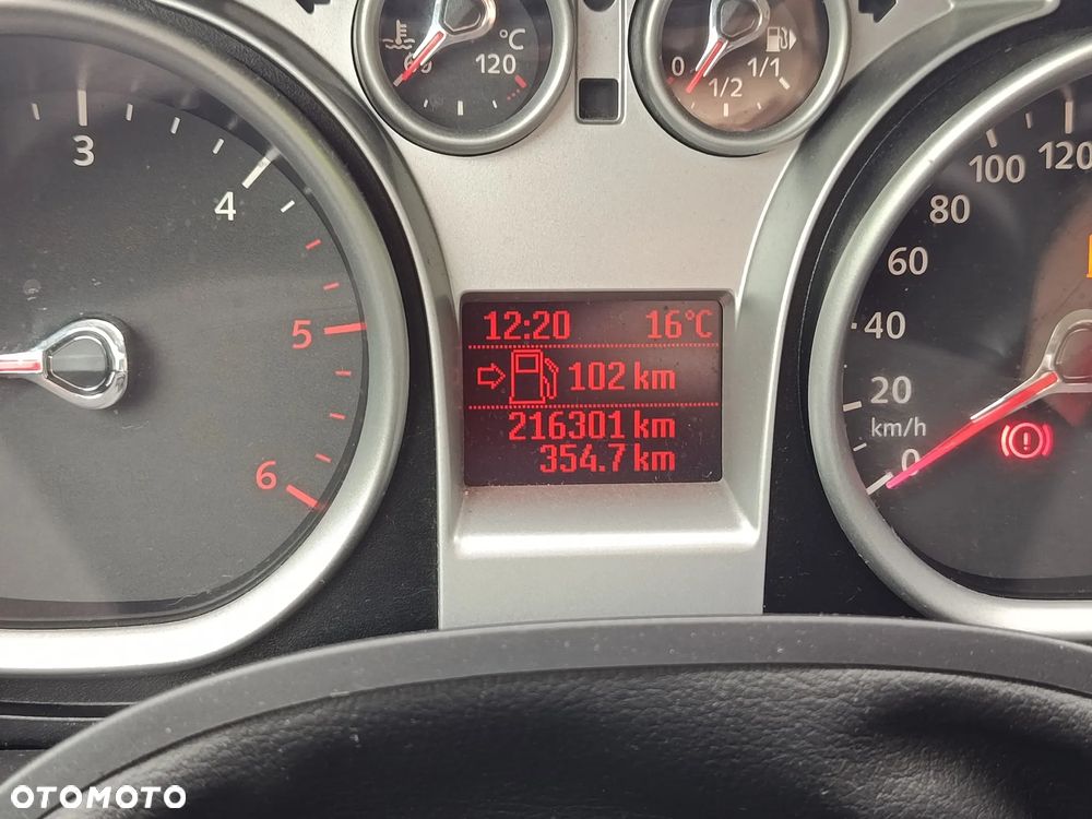 Ford Kuga 2.0 TDCi 4x4 Titanium - 19