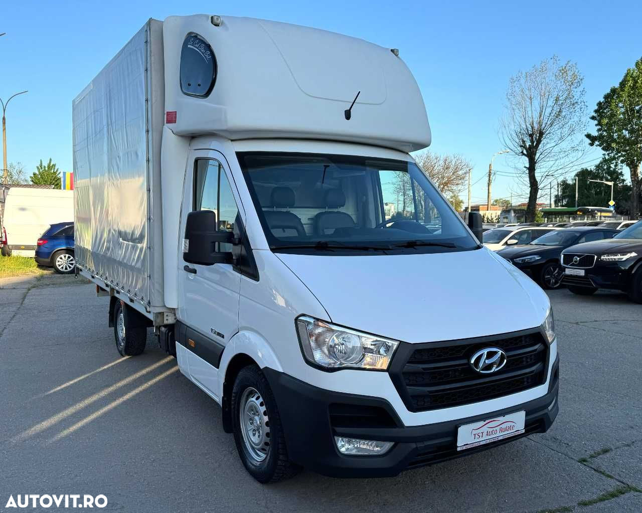 Hyundai H350 PRELATA CU DORMITOR - 12