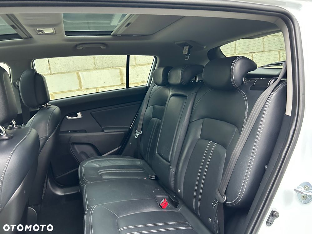 Kia Sportage 2.0 CRDI 4WD Dream-Team Edition - 15