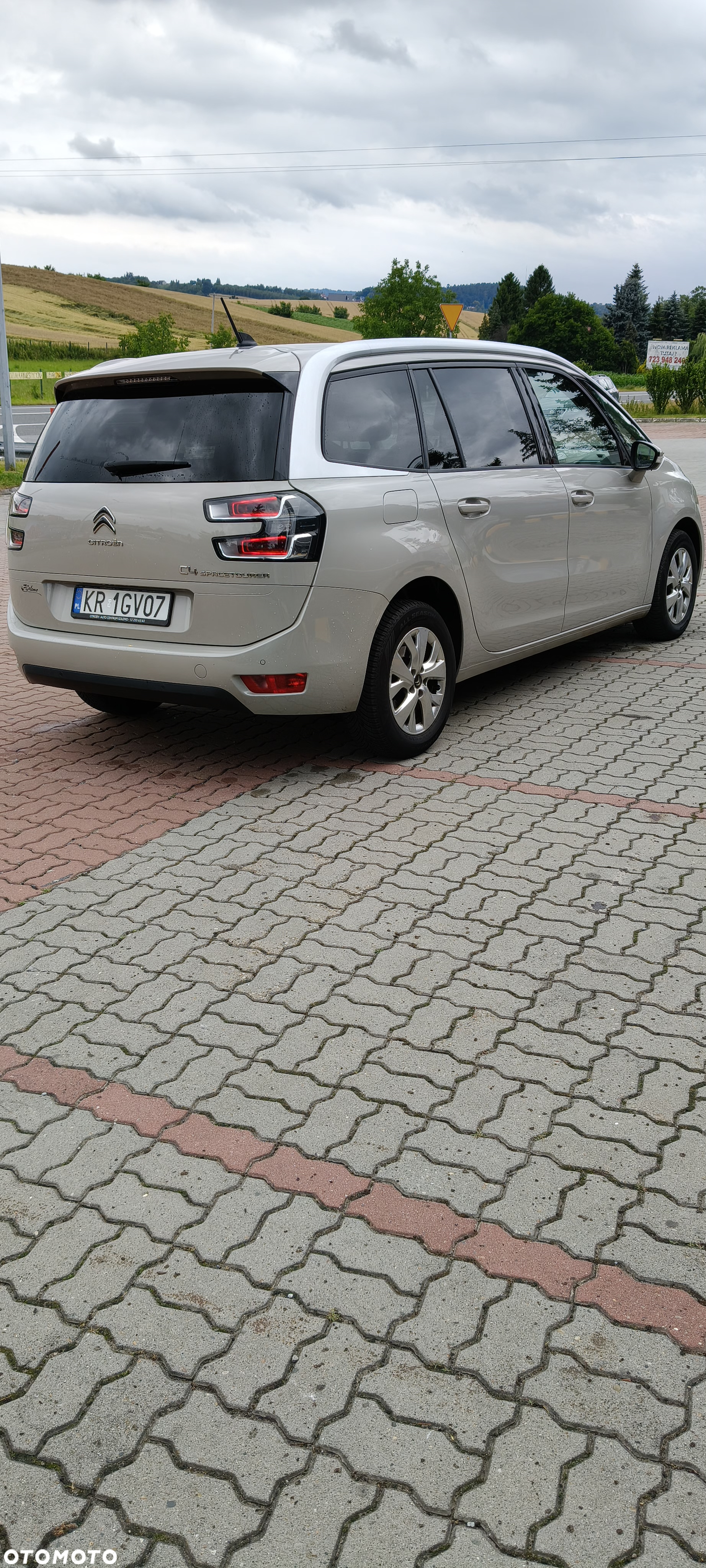 Citroën C4 SpaceTourer Grand 1.2 PureTech Shine S&S EAT8 - 4