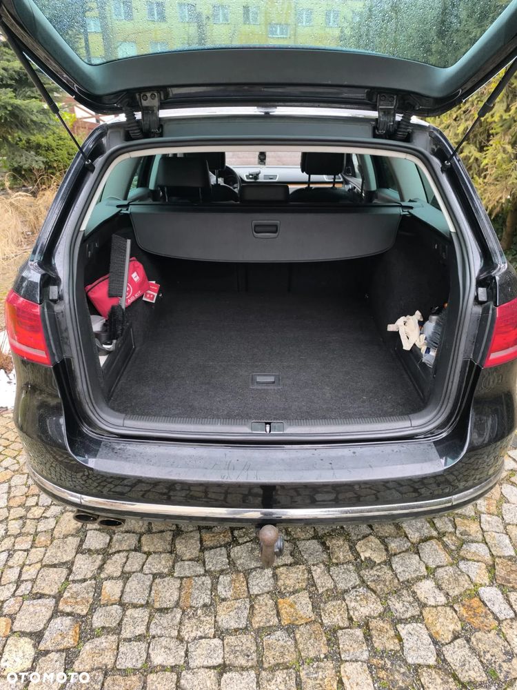 Volkswagen Passat 2.0 TDI DPF DSG Highline - 31