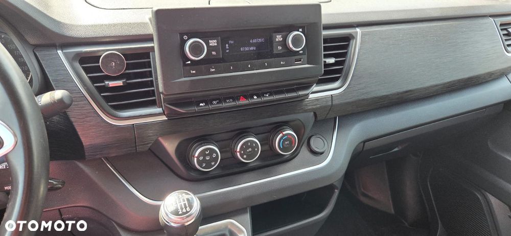 Renault Trafic 2.0 dCi Escapade - 11