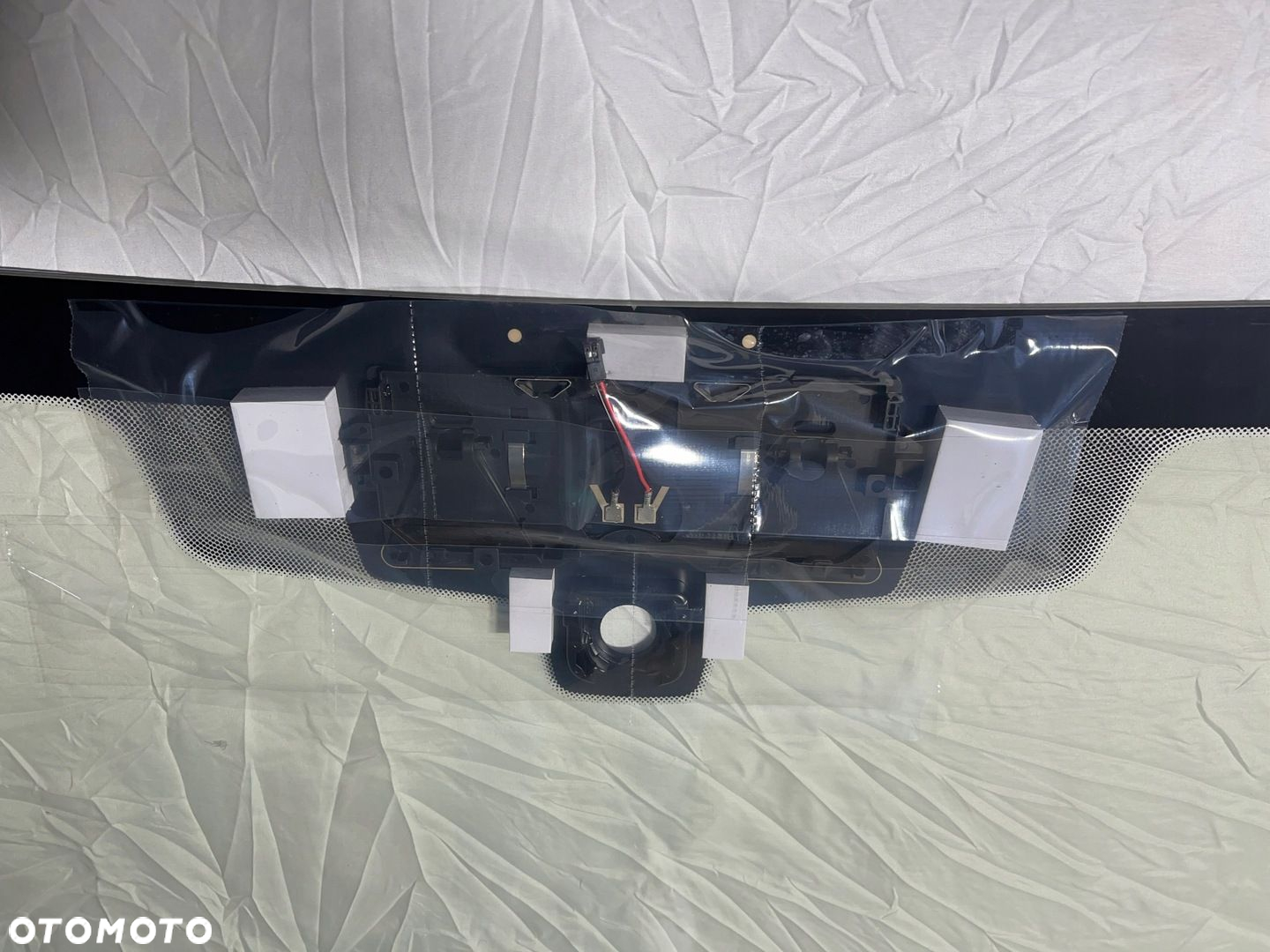 BMW 7 G111 G12 SZYBA PRZEDNIA NOWA SENSOR KAMERA SOLAR HUD 2016-2018 - 5