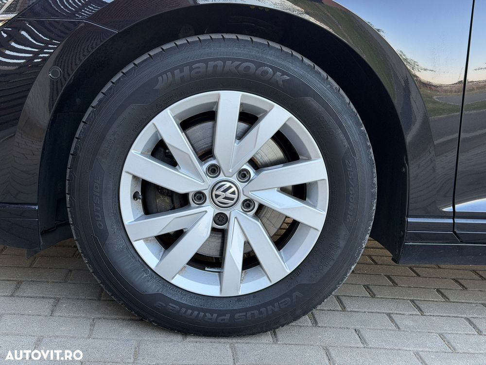 Volkswagen Passat 2.0 TDI SCR DSG Business - 40
