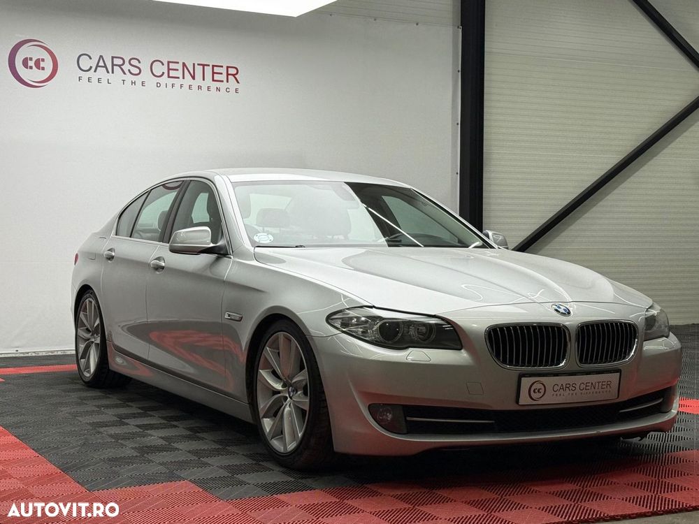 BMW Seria 5 523i Sport-Aut. - 3