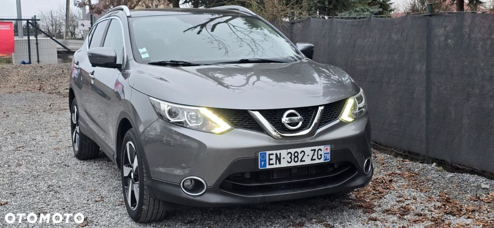 Nissan Qashqai - 2