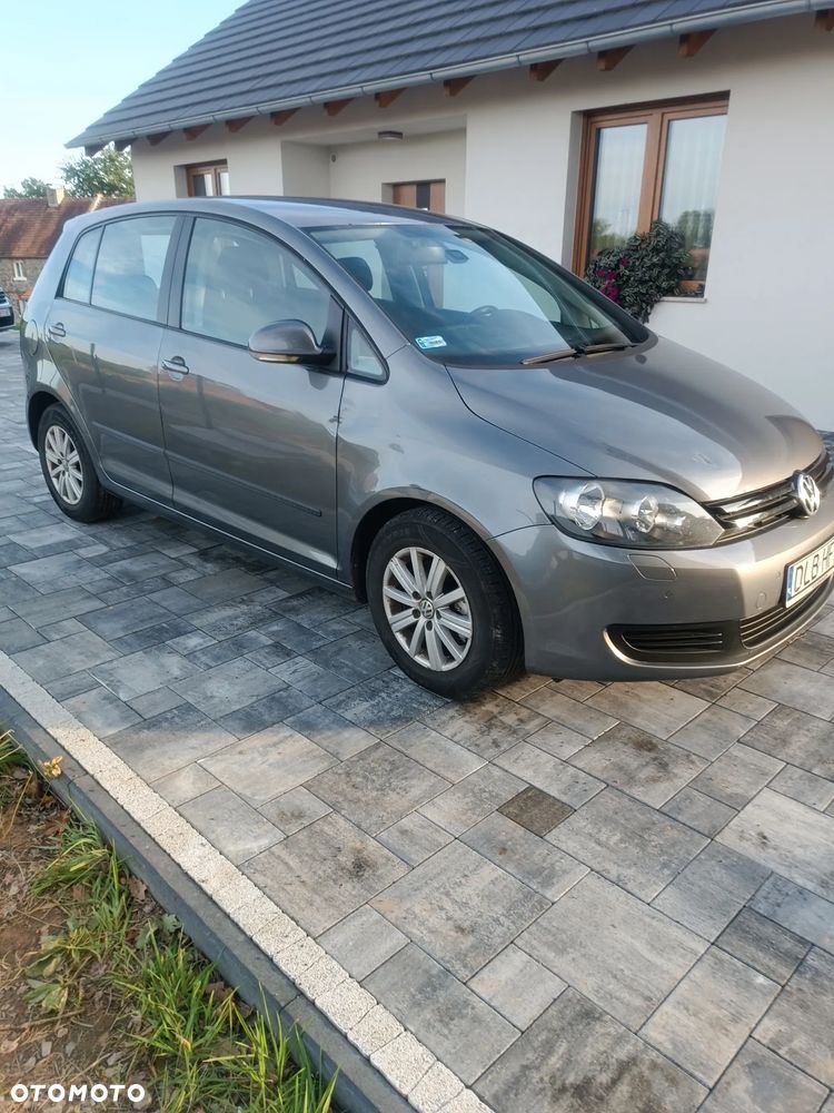 Volkswagen Golf Plus 2013 photo 2