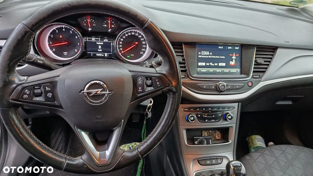 Opel Astra 1.4 Turbo 120 Jahre - 6