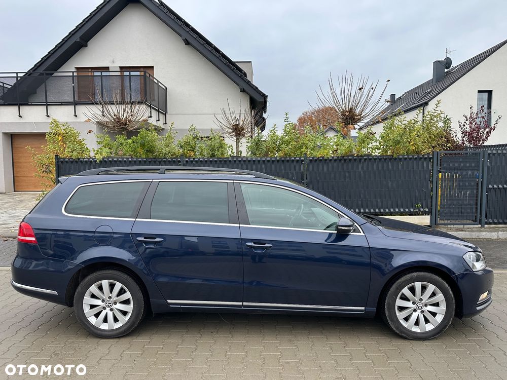Volkswagen Passat - 16