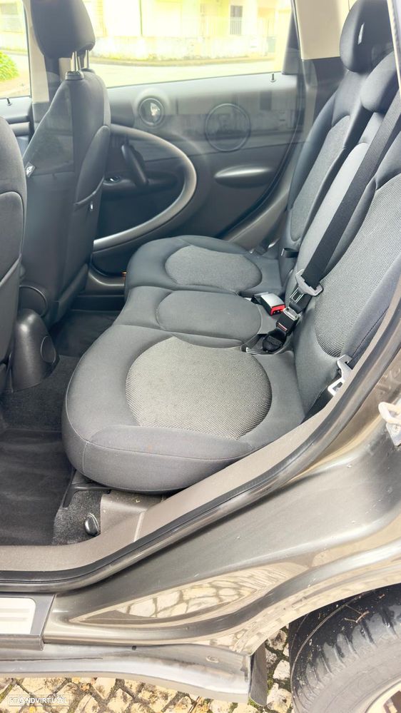 MINI Countryman Cooper D - 18