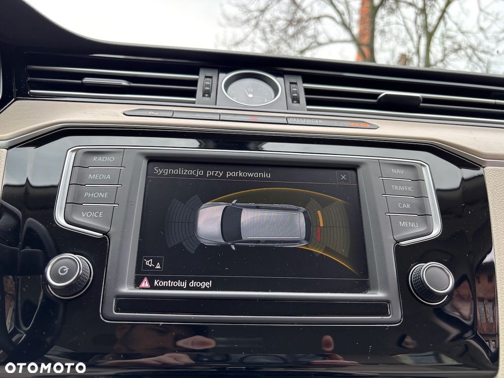 Volkswagen Passat 1.8 TSI BMT Highline DSG - 36