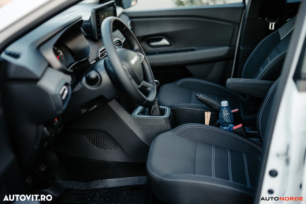 Dacia Logan TCe 90 MT6 Expression - 29