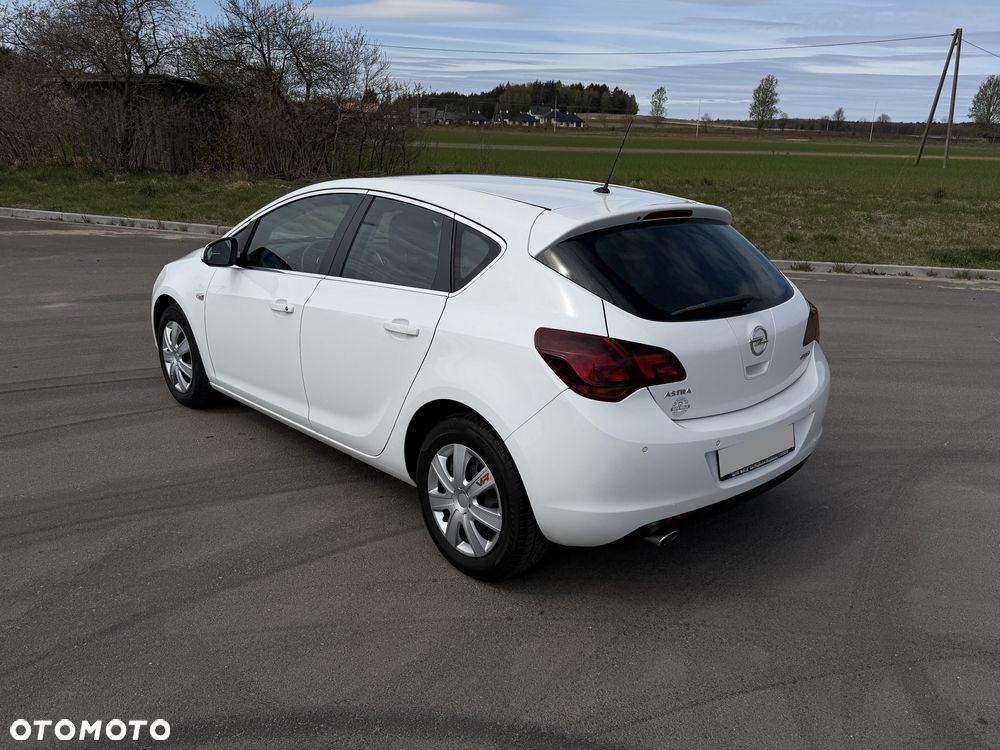 Opel Astra 1.4 T Enjoy - 5
