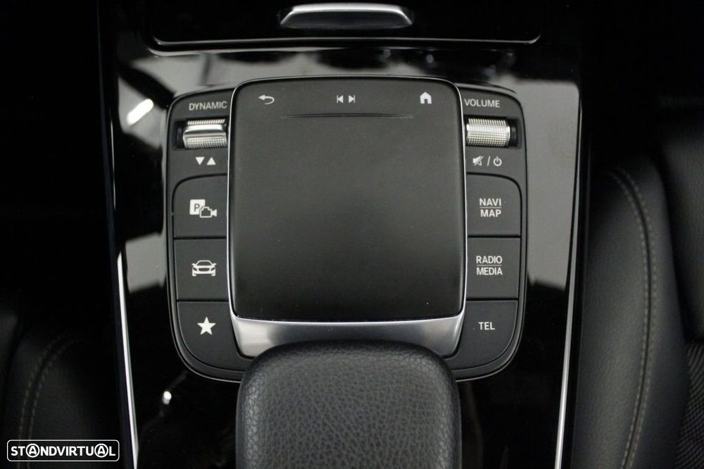 Mercedes-Benz A 180 d Style Plus Aut. - 32