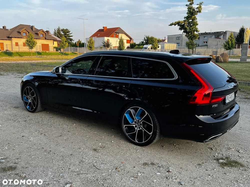 Volvo V90 D4 AWD Geartronic R Design - 4