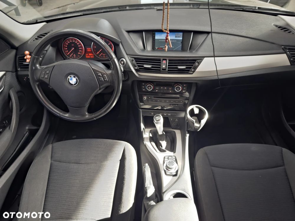 BMW X1 xDrive18d xLine - 21