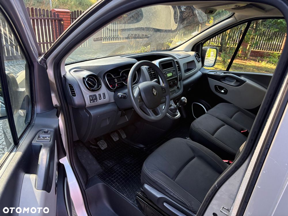 Renault Trafic - 13
