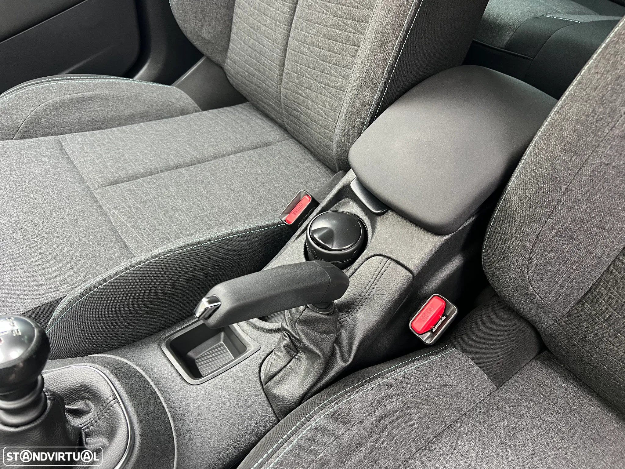 Citroën C4 1.2 PureTech Feel Edition - 25