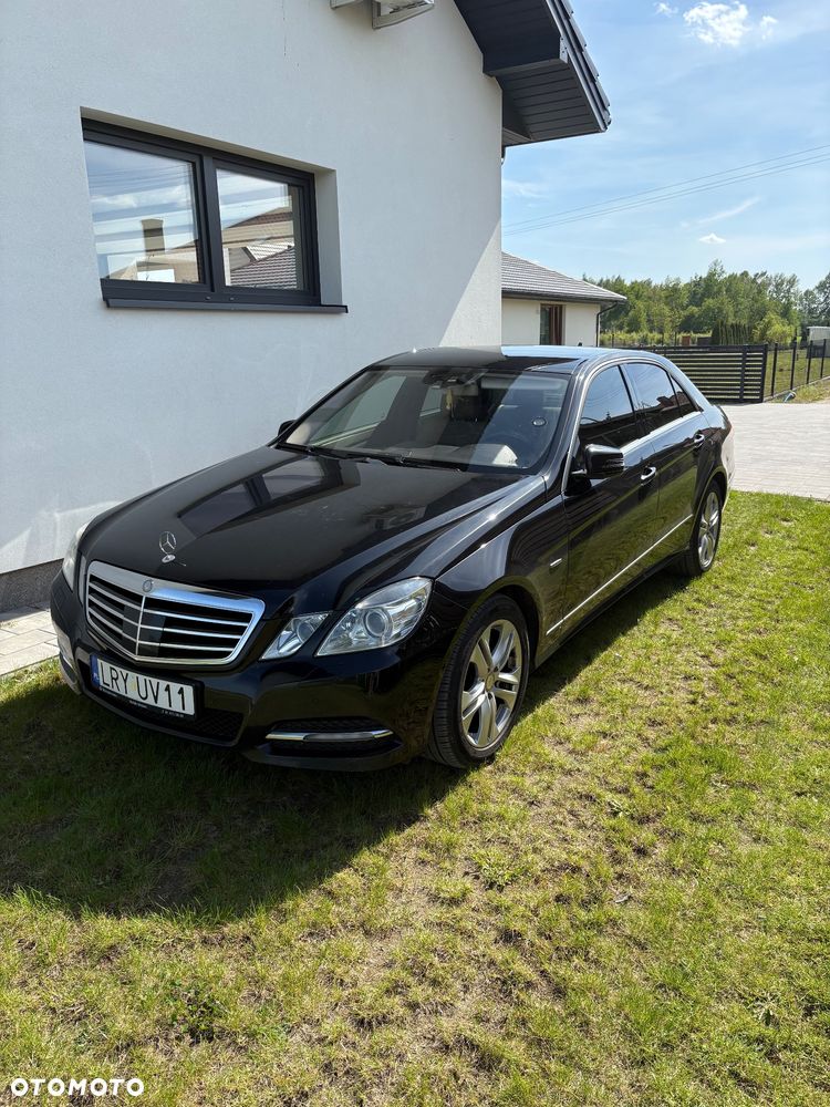 Mercedes-Benz Klasa E 250 CDI DPF BlueEFFICIENCY 7G-TRONIC Avantgarde - 16