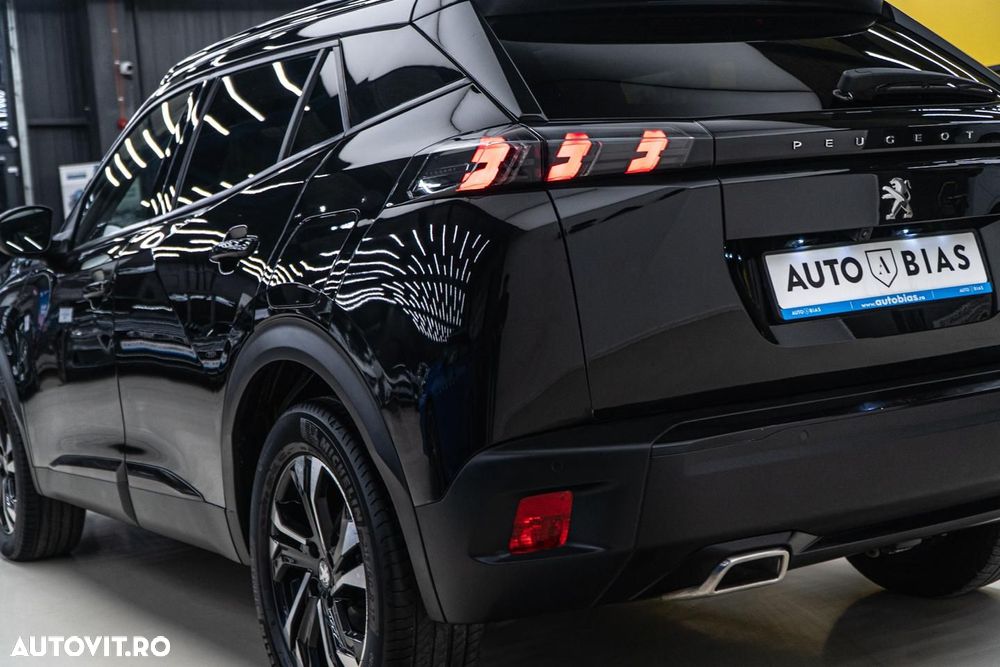 Peugeot 2008 1.2 PureTech EAT8 STT Allure Pack - 31