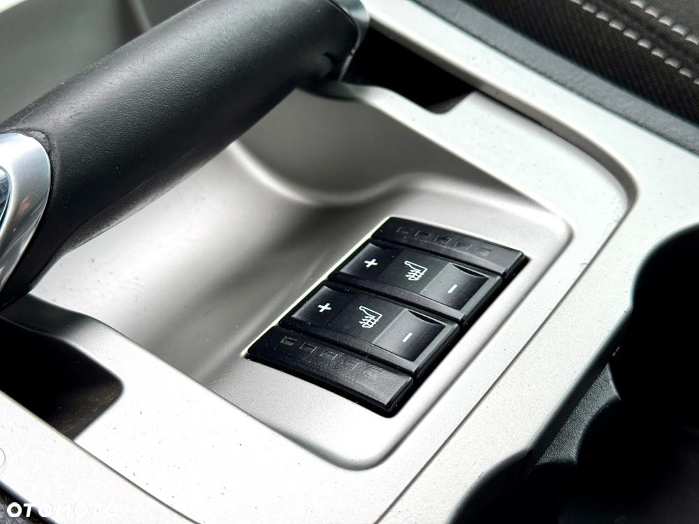 Ford Galaxy 2.0 FF Titanium - 36