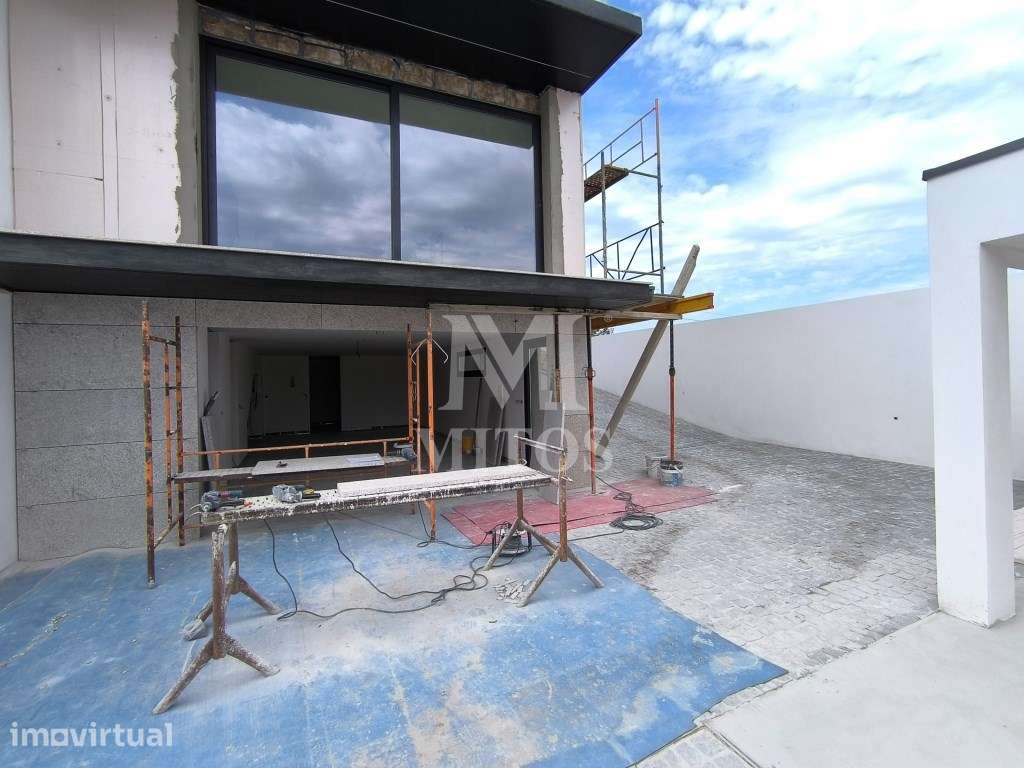 Moradia Geminada de 2 pisos em Vila Franca - Viana do Castelo - Grande imagem: 2/17