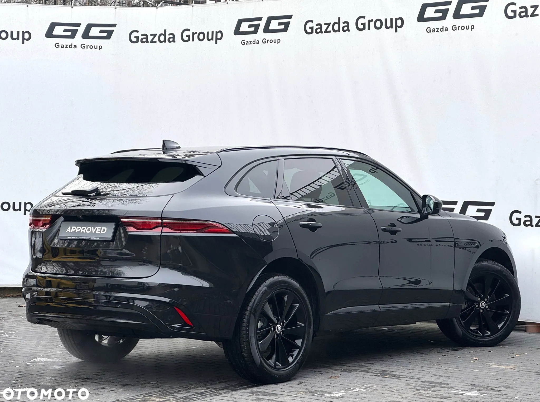 Jaguar F-Pace D200 AWD R-Dynamic SE - 5