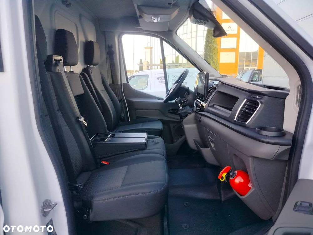 Ford Transit - 8