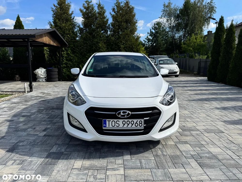 Hyundai i30 blue 1.6 CRDi Classic - 3