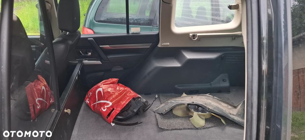 Mitsubishi Pajero 3.2 DI-D Automatik Instyle - 14