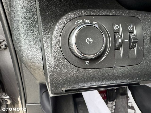 Opel Combo 1.2 Turbo Edition Plus S&S N1 - 19