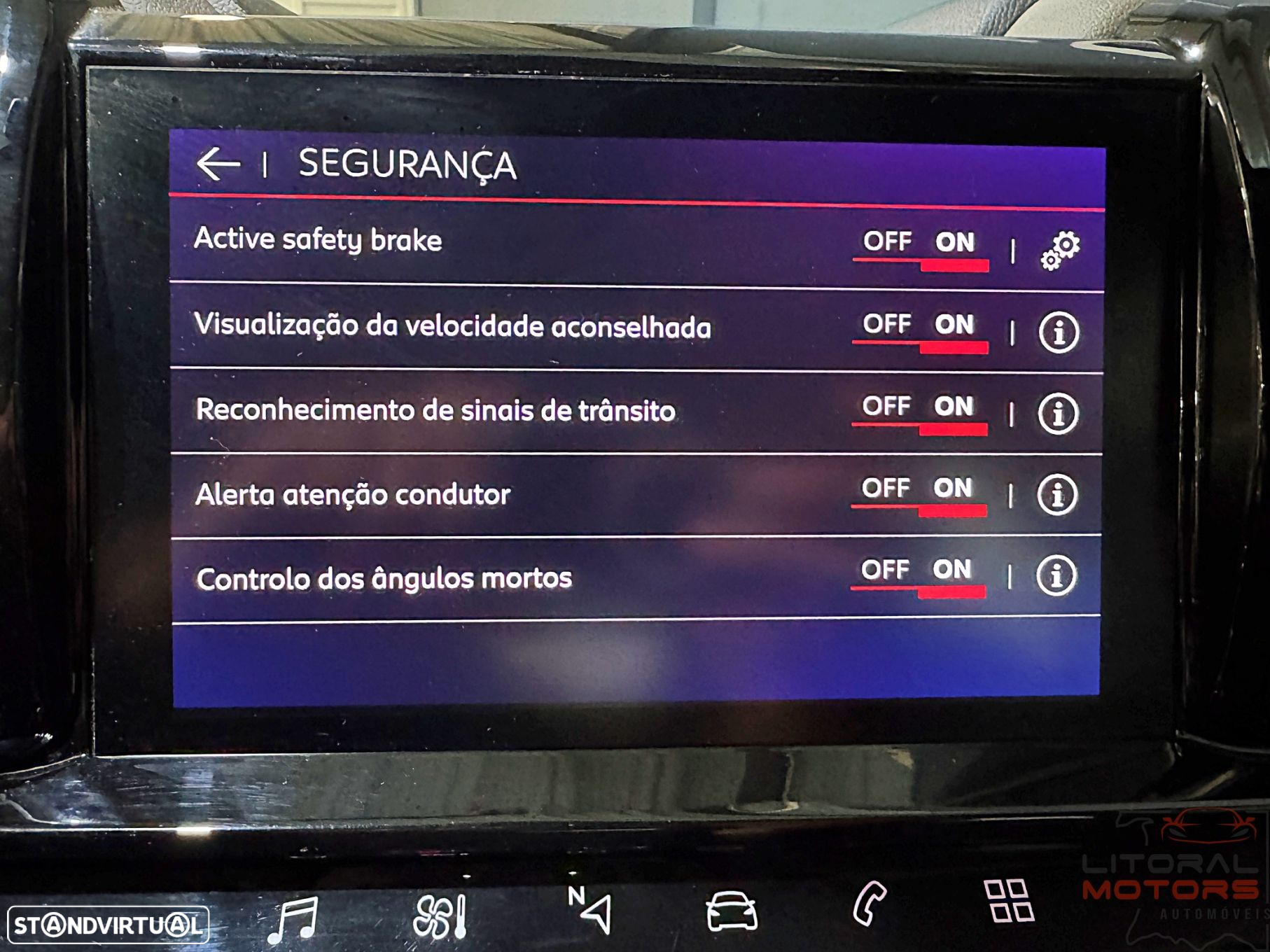 Citroën C5 Aircross 1.2 PureTech Shine EAT8 - 32