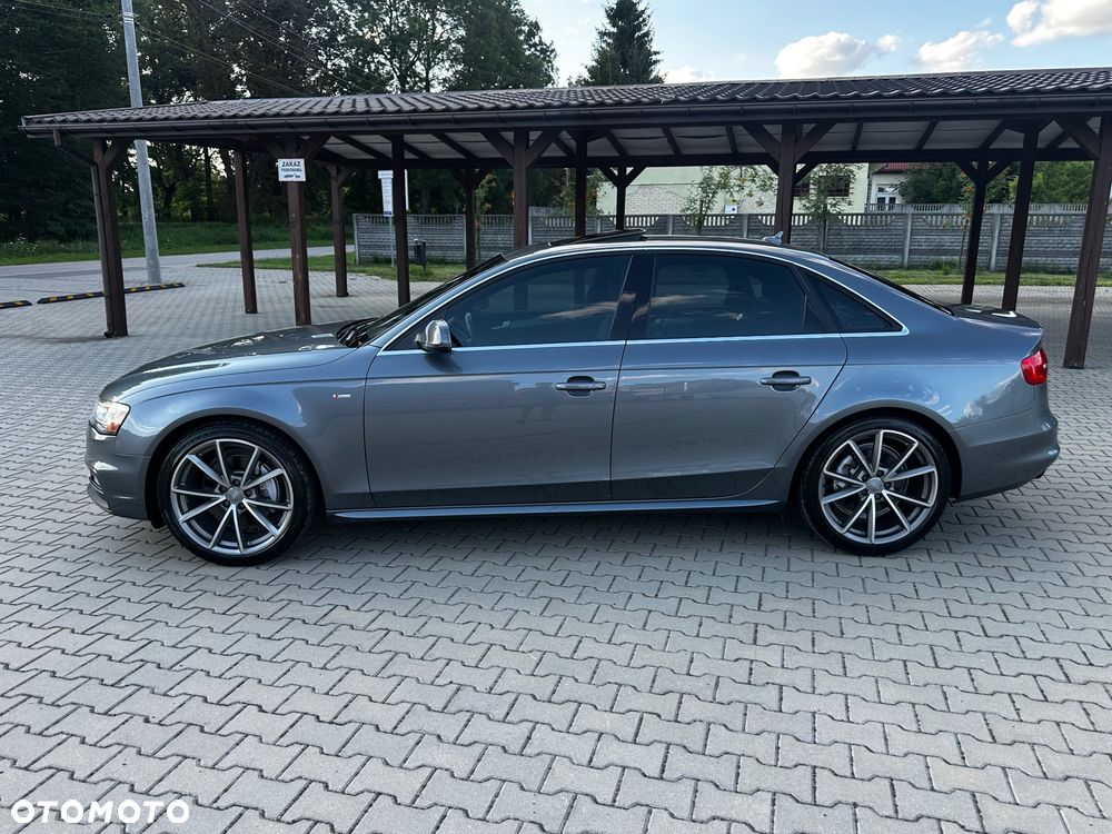 Audi A4 Limousine - 5