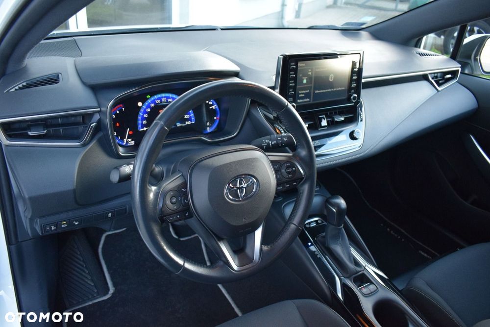 Toyota Corolla 1.8 Hybrid Comfort - 17