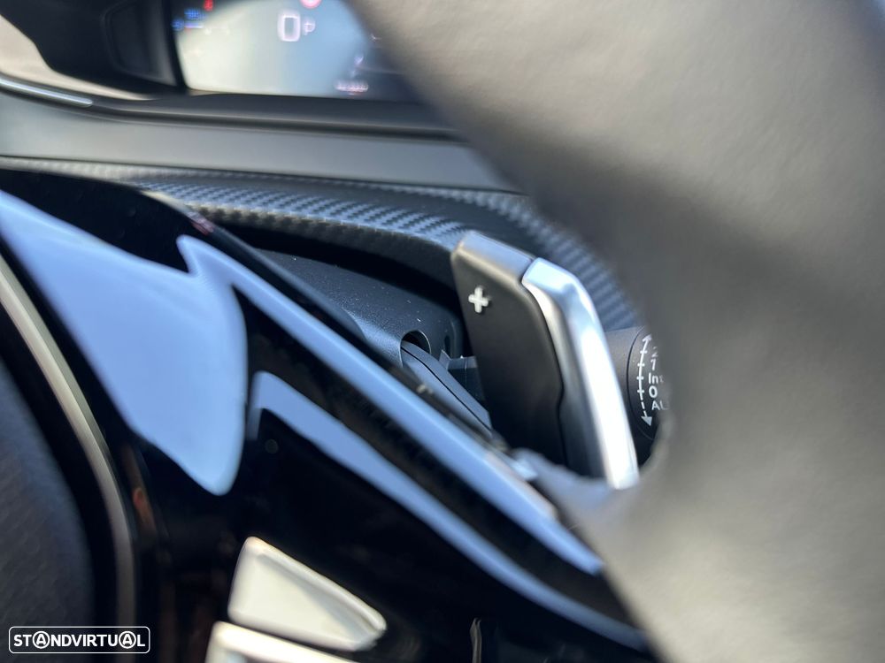 Peugeot 2008 1.2 Hybrid Allure e-DCS6 - 31