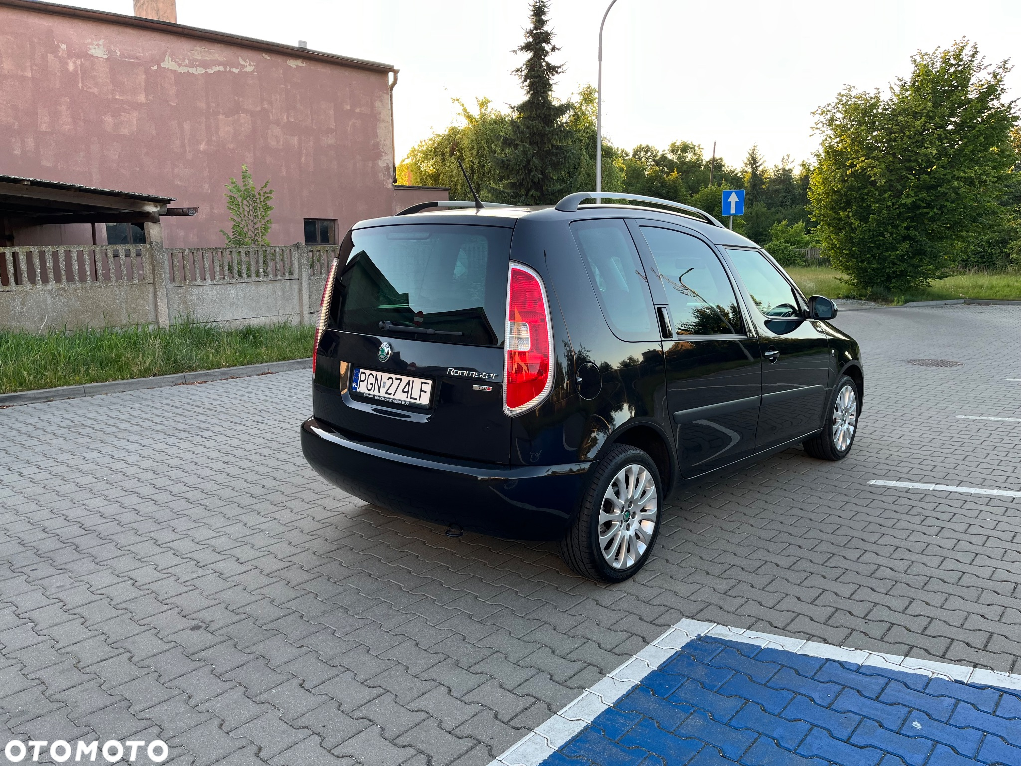 Skoda Roomster 1.6 TDI DPF Elegance - 4