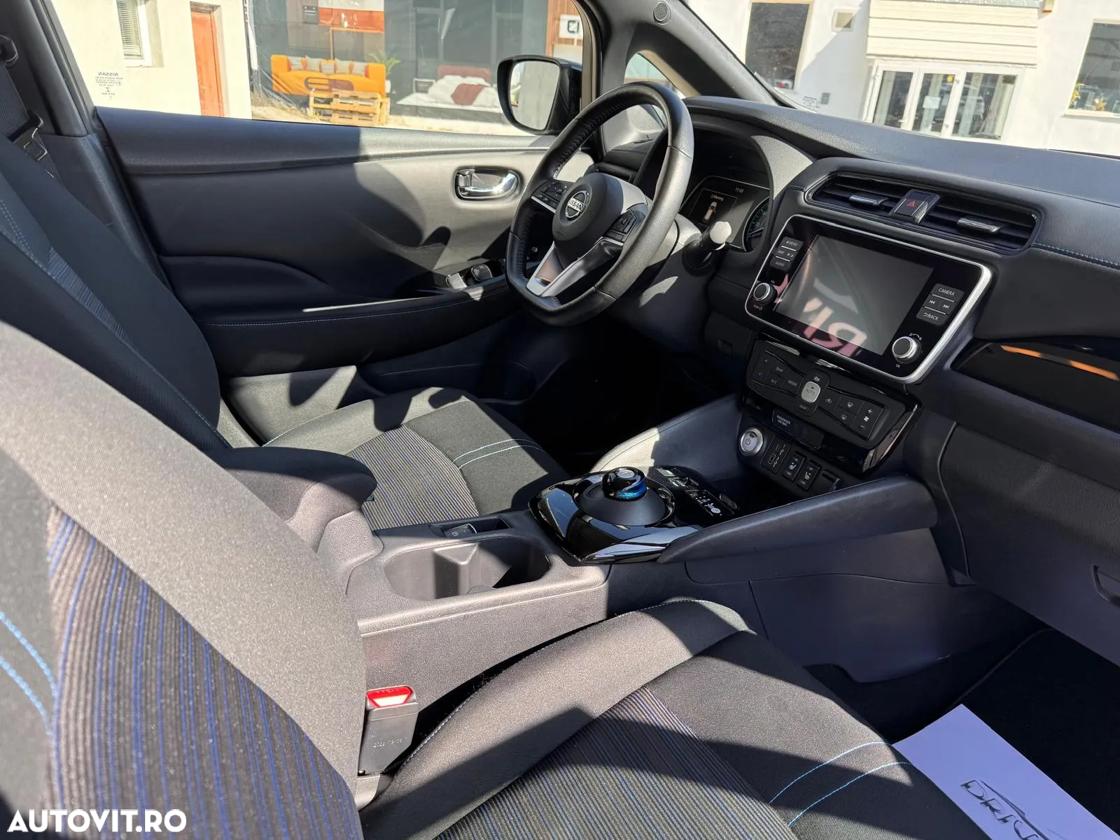 Nissan LEAF 62 kWh e+ N-Connecta - 14