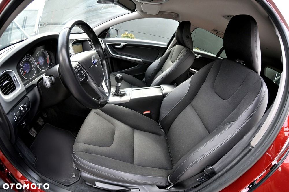 Volvo V60 - 17