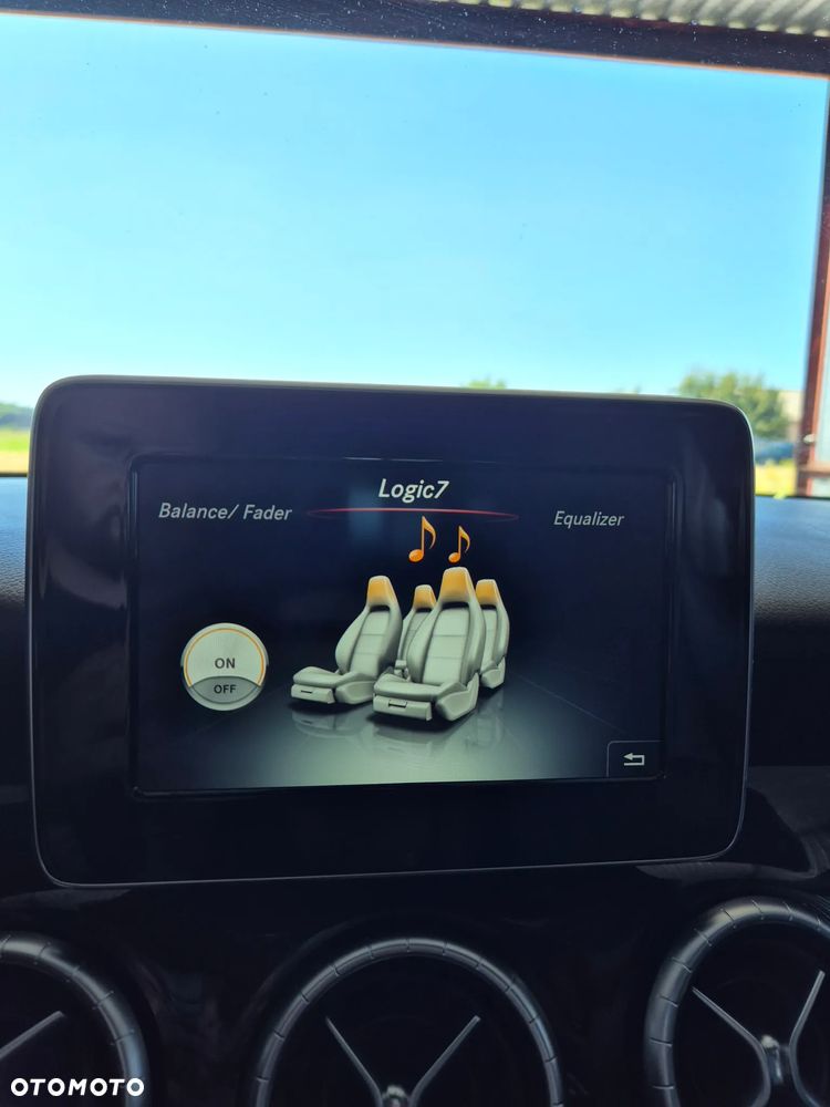 Mercedes-Benz CLA 250 4-Matic - 14