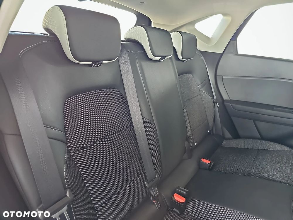 Renault Captur 1.3 TCe mHEV Techno EDC - 25