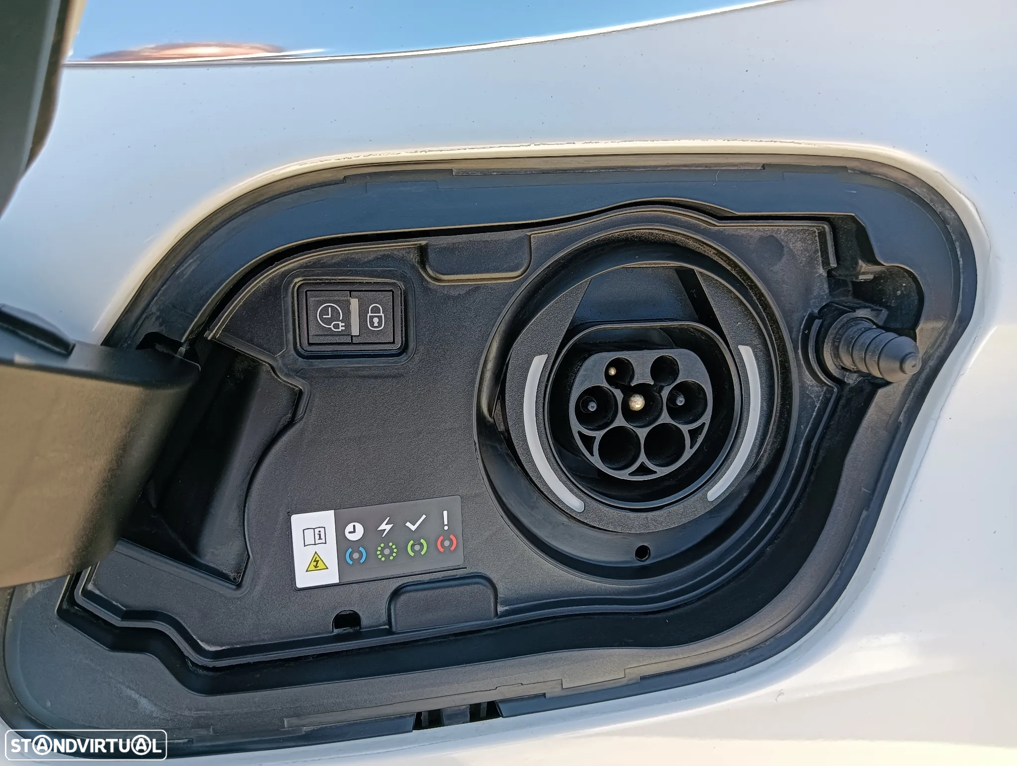 Peugeot 508 SW 1.6 Hybrid Allure Pack e-EAT8 - 23