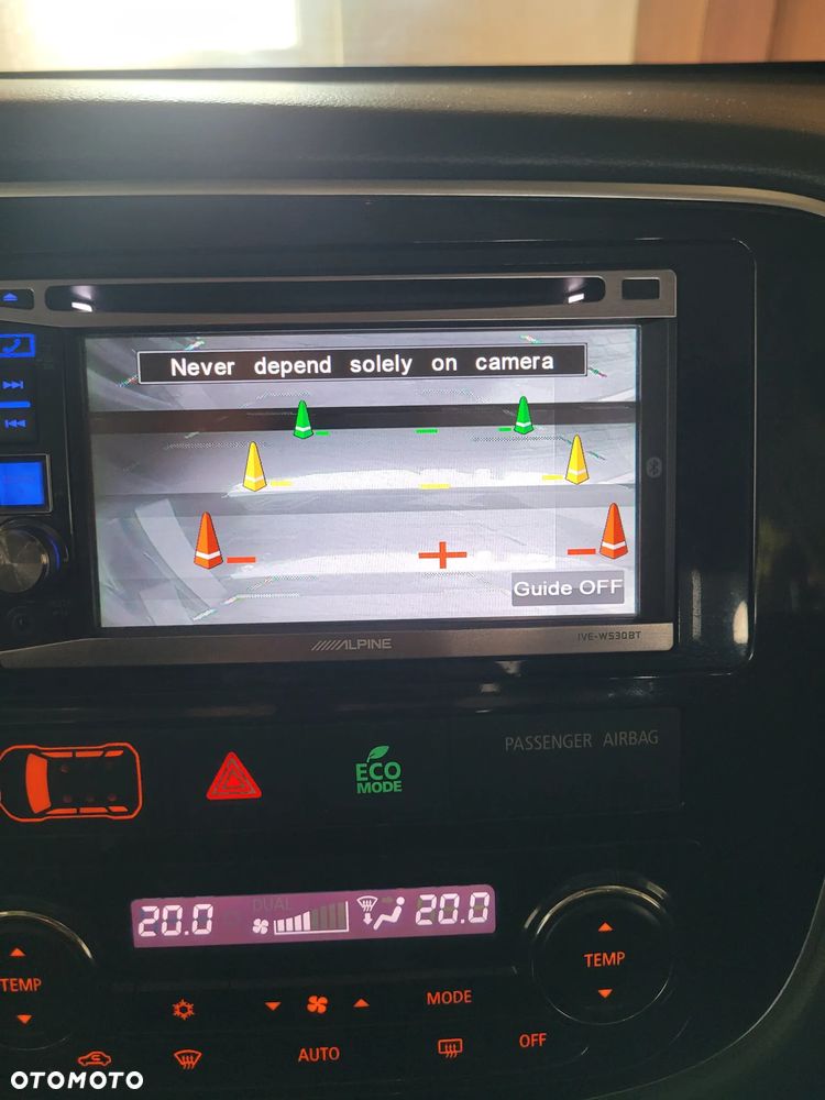 Mitsubishi Outlander 2.0 Intense 2WD - 16