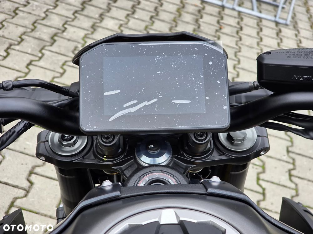 Kawasaki Z 900 - 19