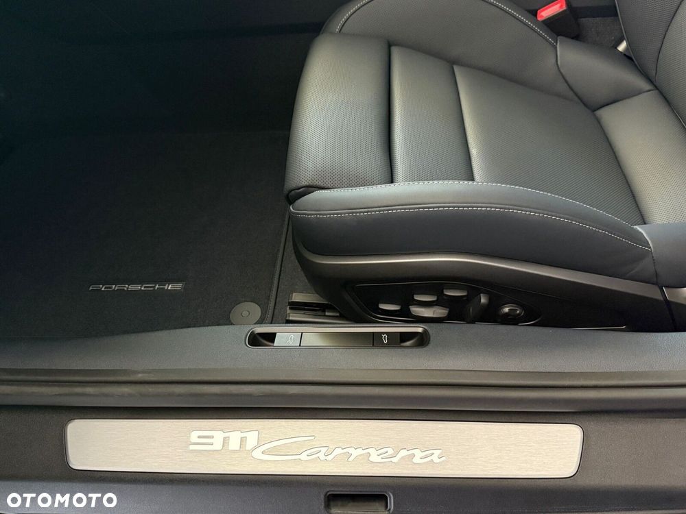 Porsche 911 - 18