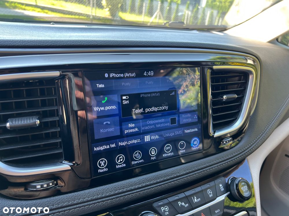 Chrysler Pacifica - 38